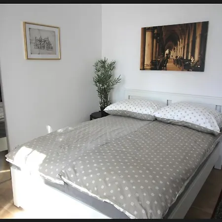 Apartment Zamojska - Golden Line *